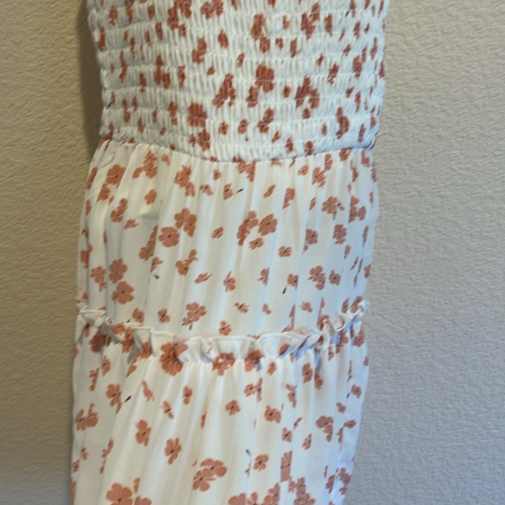 Dress - Picture 4 of 8
